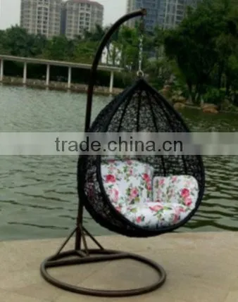 Stylish garden furniture PE rattan garden furniture hanging egg chair