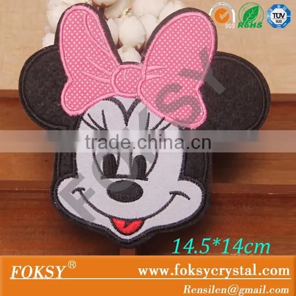 Baby clothes design iron on embroidered patches for kids
