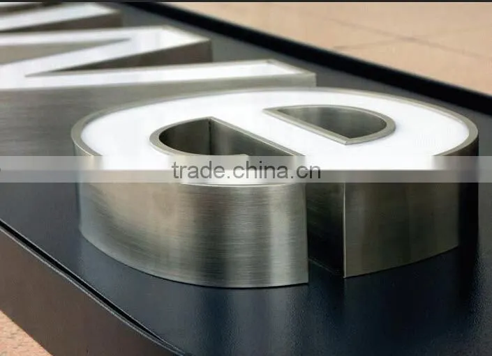 Best Seller Fiber Laser Metal Cutter 500W Laser Cutting Machine Price FS1530L-F