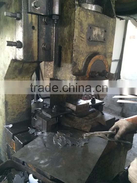 Iron Art Stamped Leaves /Fittings For Artistic Metal Gate/Fence/Stair Railings ,Iron Grills Parts Decorated