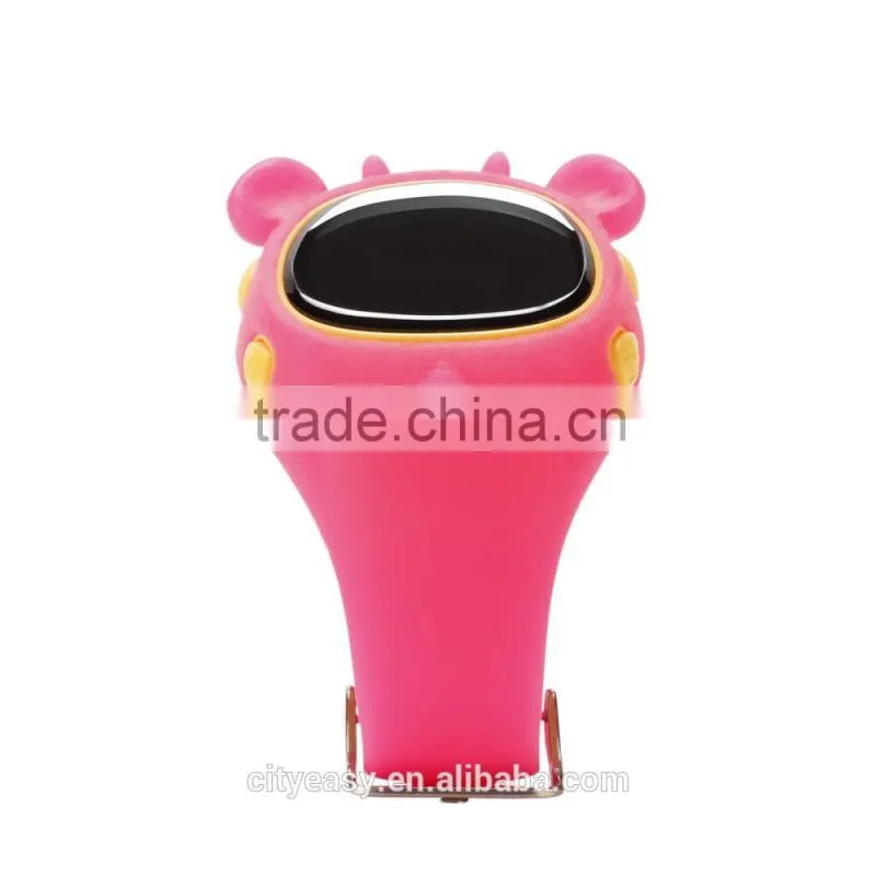 2015 Child GPS Watch SOS two way communication kids gsm gps tracker watch gps watch tracker with oem and odm orders available