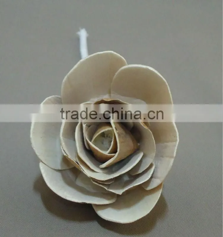 Scented flower diffuser