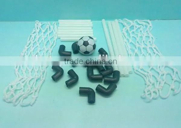 2014 very hot selling plastic game toy Finger football