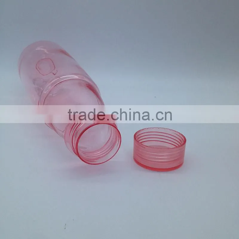 600ml water bottle with two cups on top manufacturer