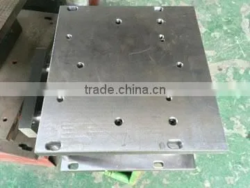 Cosmetic bottles blowing machine