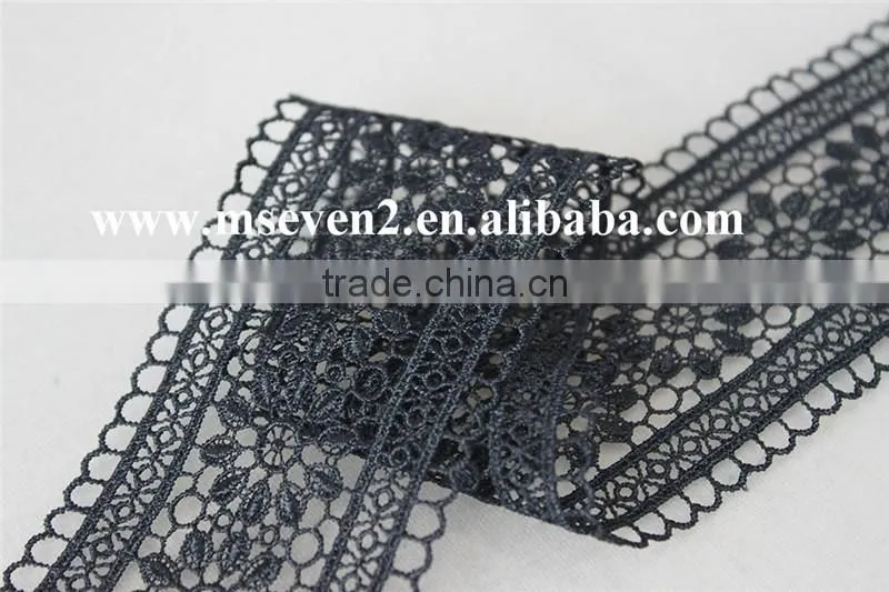 2016 fashiona design 100% polyester flower lace in black embroidery lace trim decoration lace trim for clothing