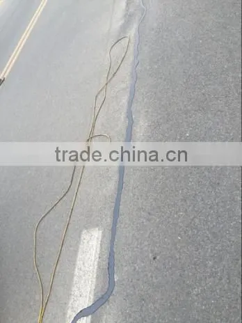 Mounted road crack sealing machine construction