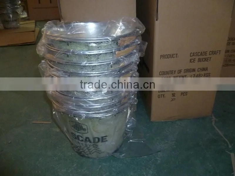 With bottle opener metal ice bucket