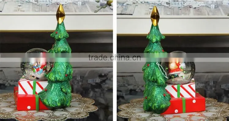 High-end decoration Snow globe Polyresin Snow globe with Music Box