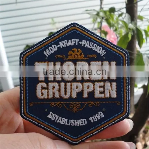 2016 china high quality custom personalized embroidery blank patches with merrow border