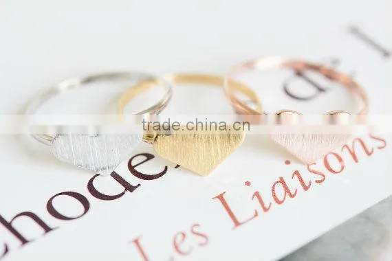 2015 hot sale silver color alloy letter rings for girls