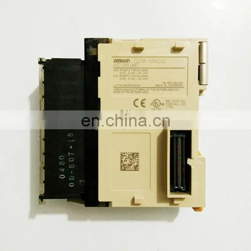 Professional Supplier Omron PLC Analog Module CJ1W-MAD42 for Automation Control