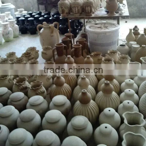 linen shade of white ceramic table lamp