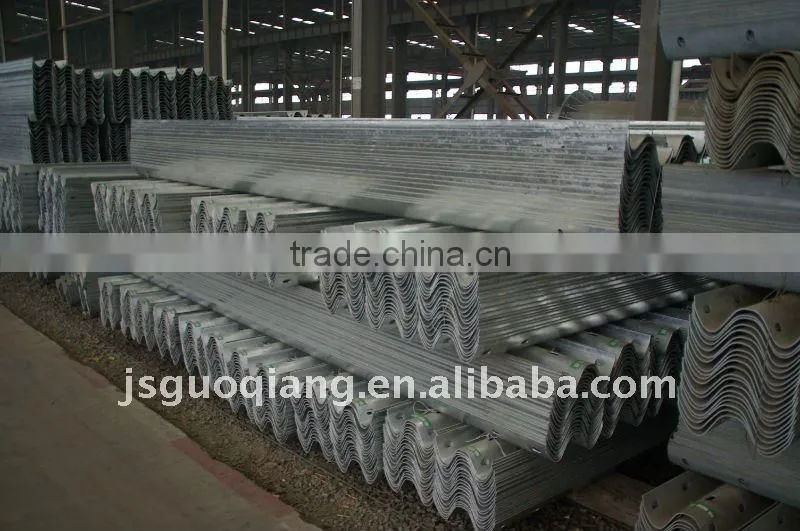 road crash barrier