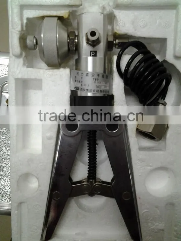 Piston dead weight pressure tester