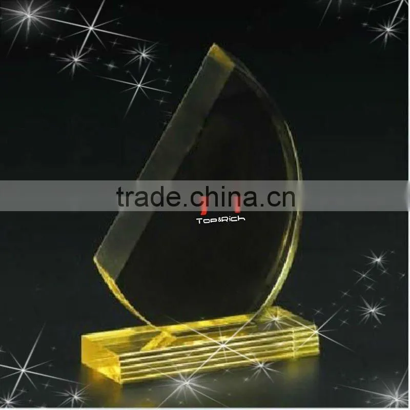 Professional manufactuer customize trophy with artificial style