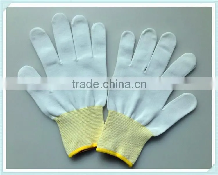Dust room used 13 gauge knitted white Nylon Gloves 4131