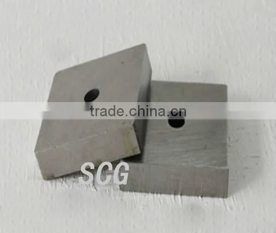Alnico magnet