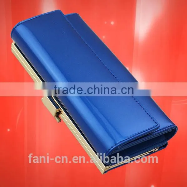 Fashion heart shape metal with diamond design long clutch leather wallet and purse for ladies