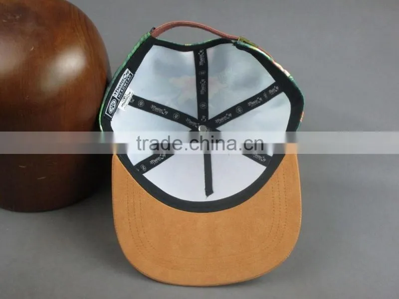 Custom heat transfer parttern in 5-panel snapback cap