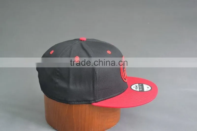 Hi quality custom 6-panel snapback caps with embroidery logo
