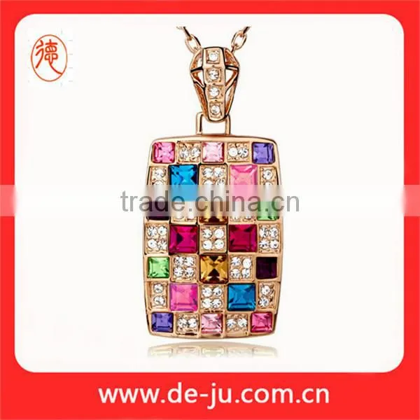 Noble Colorful Queen pendant Necklace