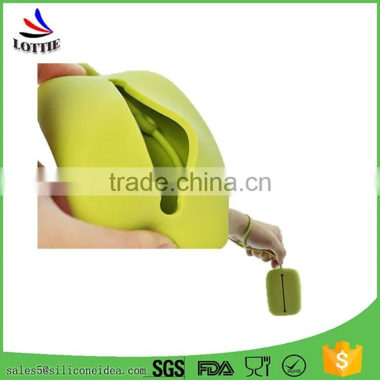 Colorful Portable silicone key holder bag Flexible Hand Strap Silicone Key Bag and Card Case