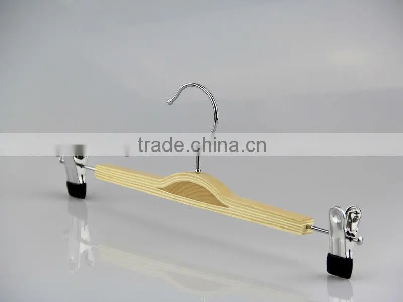 WK018 wooden child hanger lamilated hanger with rubber clips