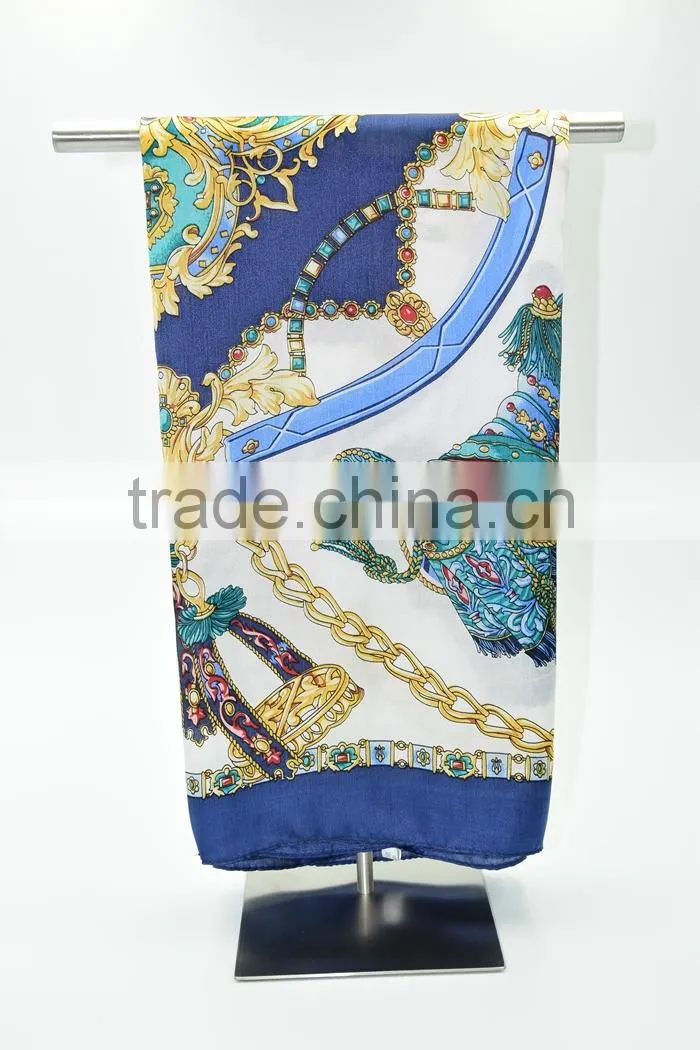 2015 new design silk scarf shawl of animal pattern