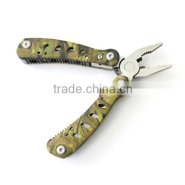 Unique plier tool