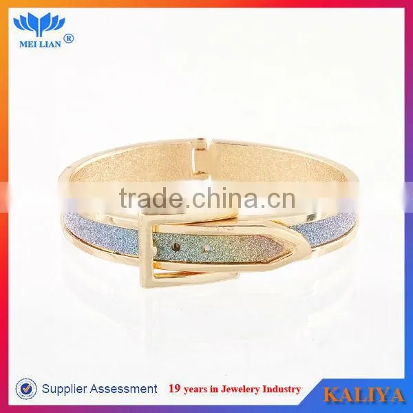 2014 Rhodium Plating Sequined Leather Wrist Belt Shaped Alloy Bangle