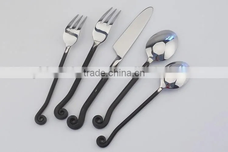 24PCS Black Handle Cutlery Set 9003