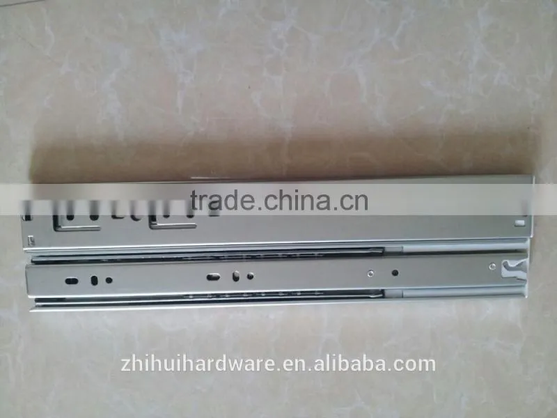ZY:Width::45 ( Thickness: 1.0 X 1.0 X 1.2 ) Buffer 3-Fold Self-closing Slide