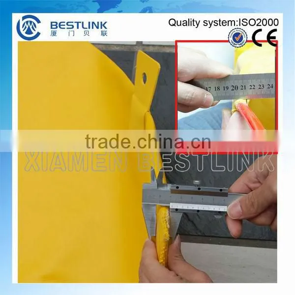 Air bag for quarrying block