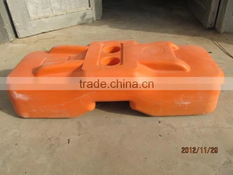 2016 the best selling HDPE UV orange color portable outdoor temporary fence base