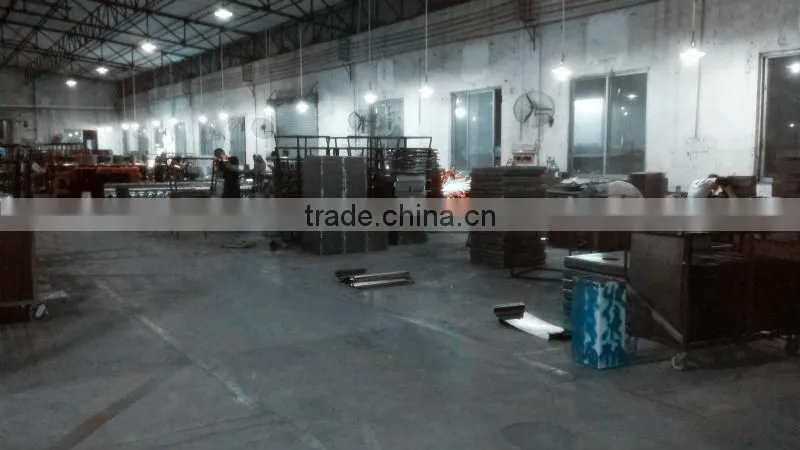 Widely Used post and rope barriers for hospital crowd control
