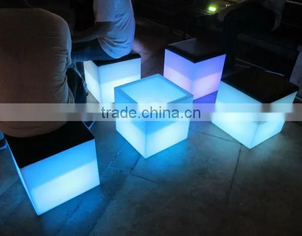 40cm illuminated modern LED Plastic open cube with pad (cb470)