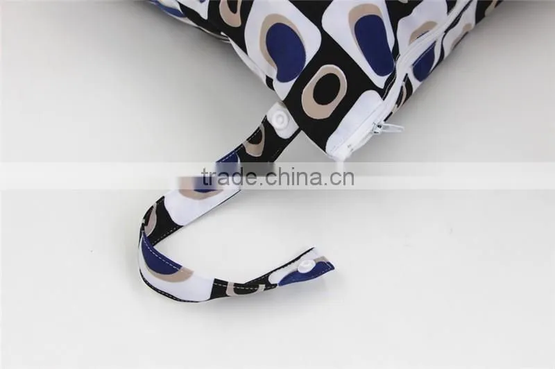 Free Sample Two pockets Printed Patterns Cloth Diaper Wetbag for baby Snap Handle Mummy Bag