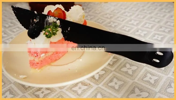 Hot sale party eco-friendly sharp plastic knife