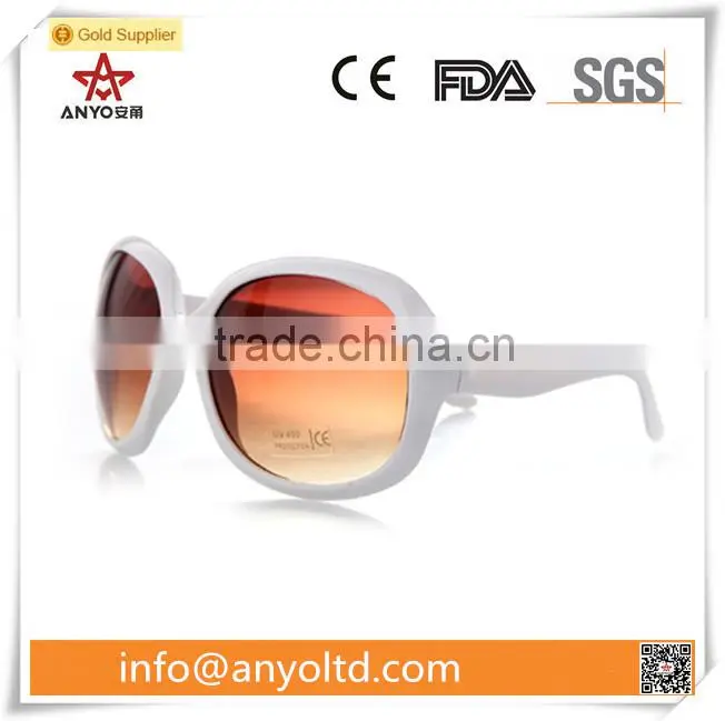 Plastic brand sunglass