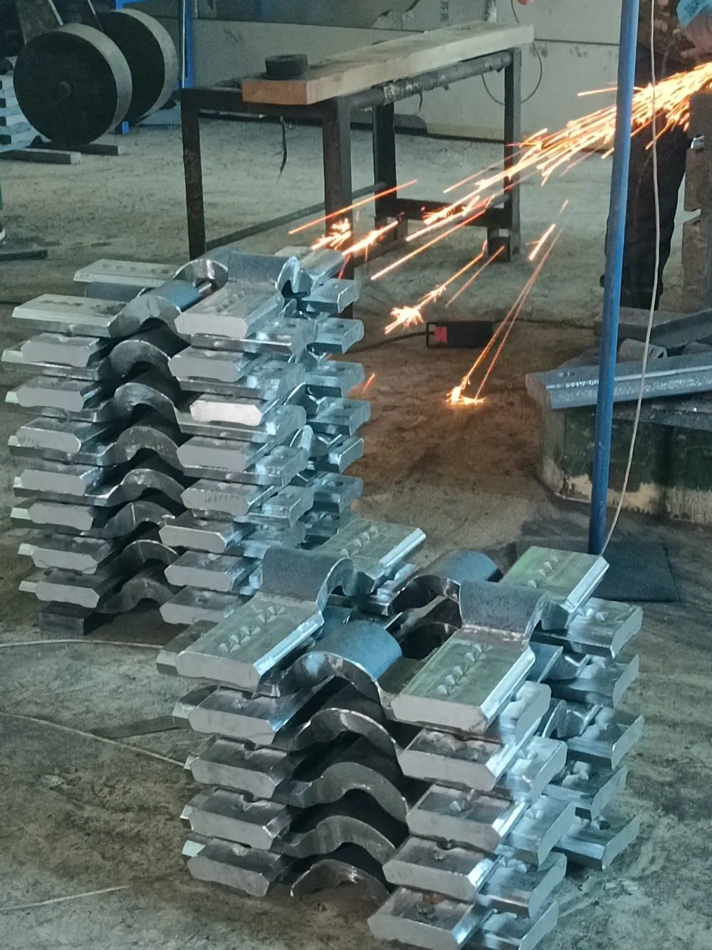 Joint Bar Fishplate Customized Industrial Railway Connector