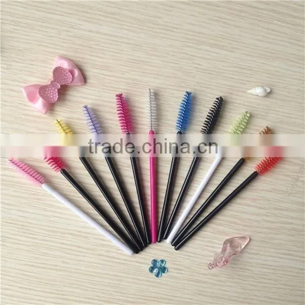 Disposable Curved Mascara Brush, 50 pack