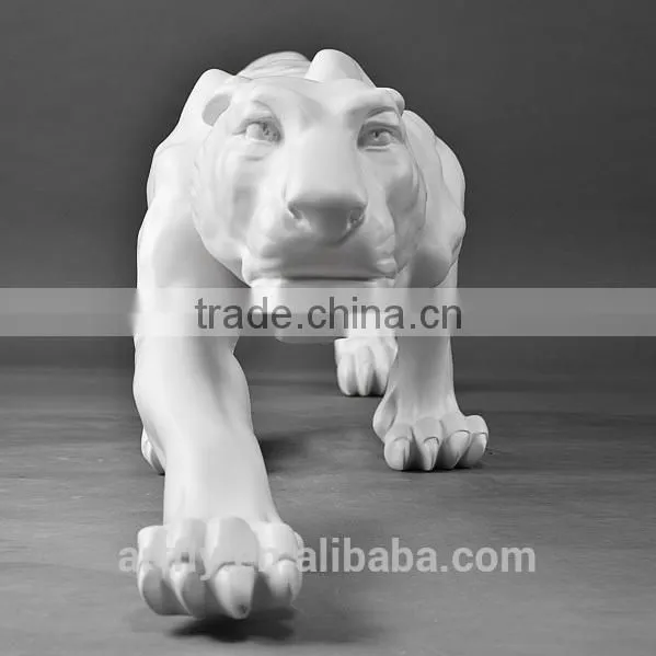 Dog mannequin