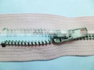 5# metal aluminum teeth zipper close end zipper with locking slider jacket zipper