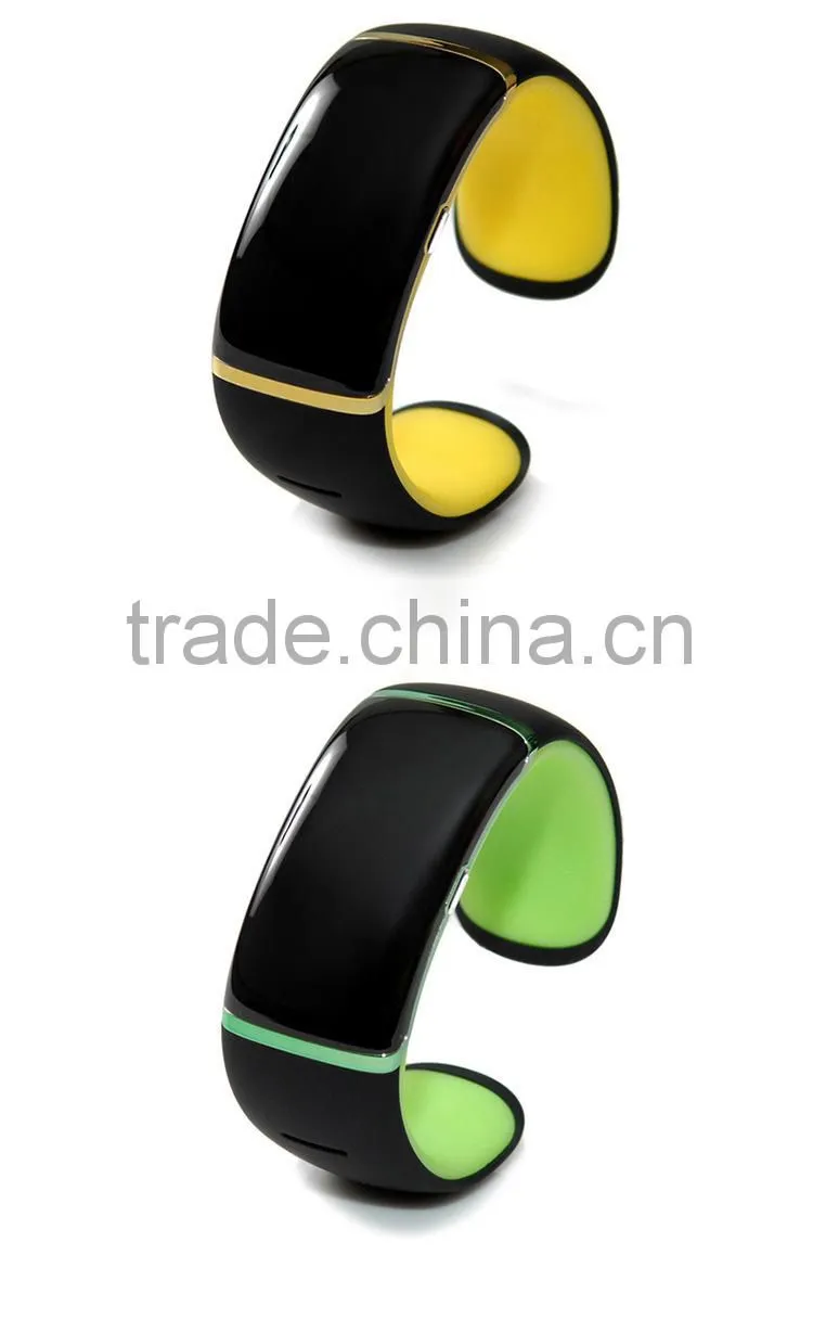 Flashing LED light smart bracelet, new model smart wristband with stock, bluetooth bracelet with customize logo for big orders