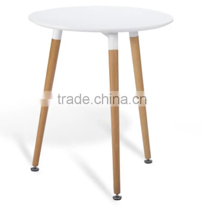 Wooden Dining Set With 4 White plastic Chairs dining table