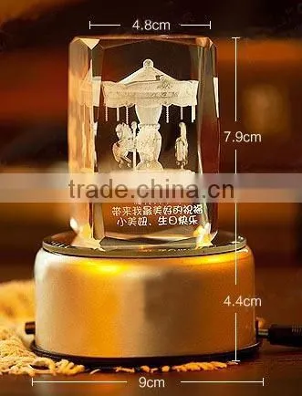 2016 elegant crystal cube with colorful light for gift