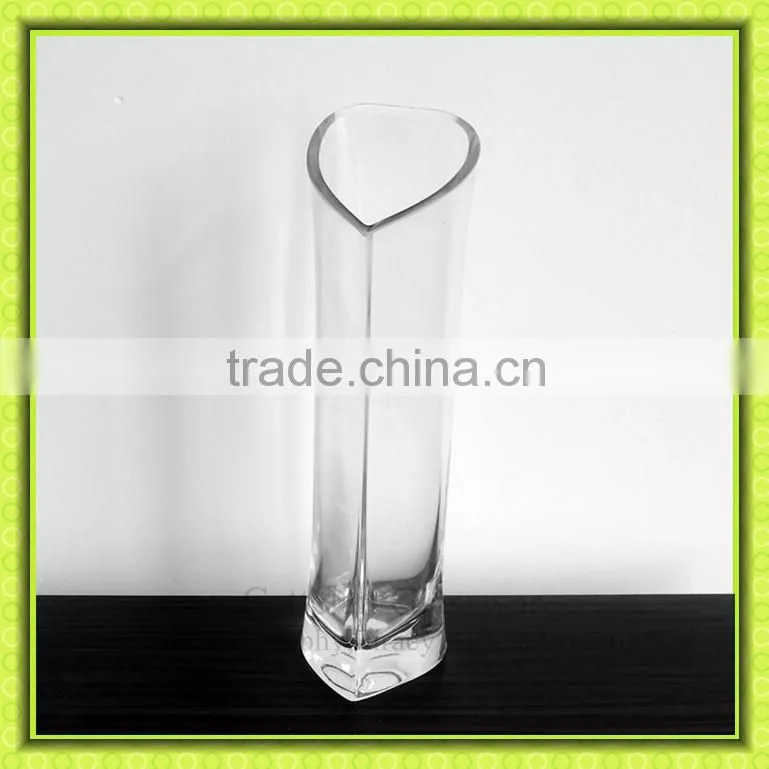 10 inch heart shaped glass vases