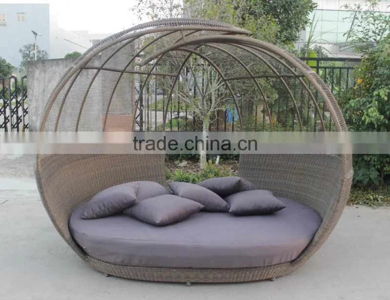 Newest Wicker Sofa Bed Unique Design Garden Daybed Furniture
