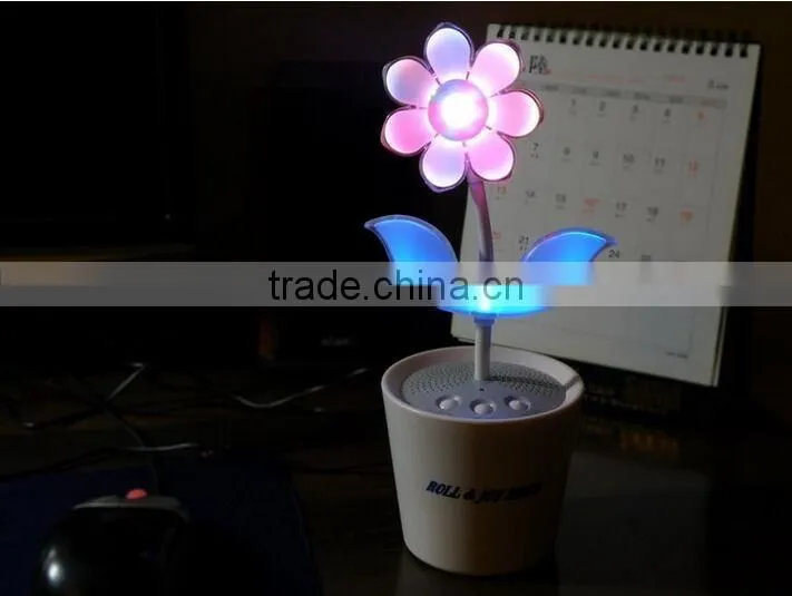 Wholesale Dancing flower light Speaker Newest swing flower dancing speaker Flash intelligent flower speaker